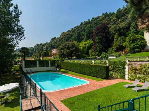 Picturesque Holiday Home in Meina with Swimming Pool