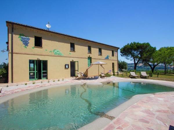 Beautiful Villa in Barchi with Private Pool