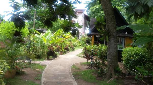 Firefly Beach Cottages