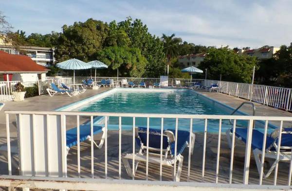 Montego Bay Club