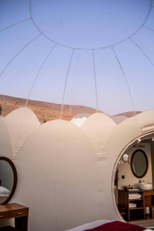 Petra Bubble Luxotel