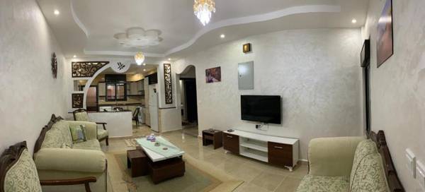 Amro Petra Apartment