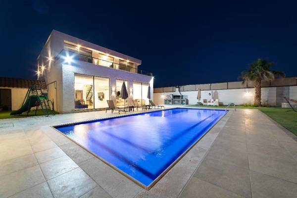 Aroma Chalet Dead Sea