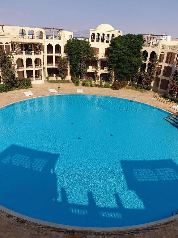 Gorgeous Pool View Apartment - Tala Bay Resort Aqaba