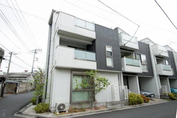 Skytree House In Tokyo