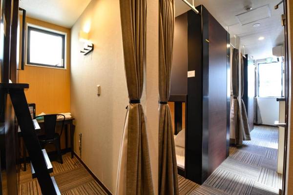 H2O STAY Ōtorii - Male Only