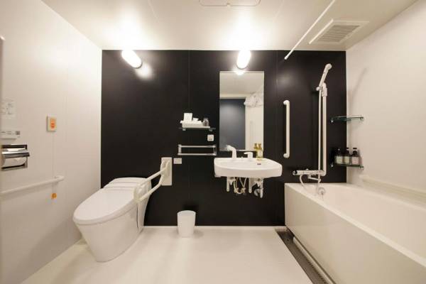 Quintessa Hotel Osaka Shinsaibashi Comic & Books