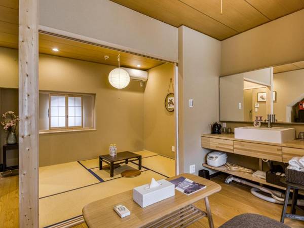 HTI 白樺の宿 塩草 大阪 なんば 芦原橋