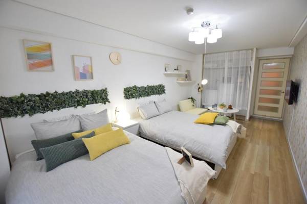 706 Dotonbori East Art Hotel