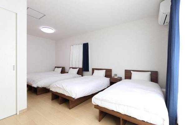 5 minutes Shin-Osaka 3