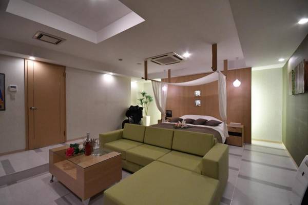 Hotel agehA cinq boutique (Adult Only)