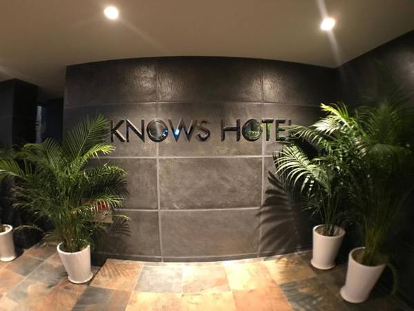 KNOWS HOTEL