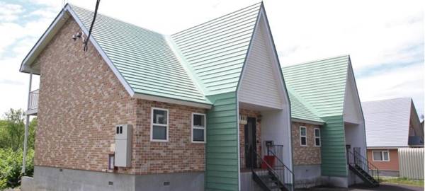 Yotei Townhouse - 2 bedrooms with covered BBQ deck