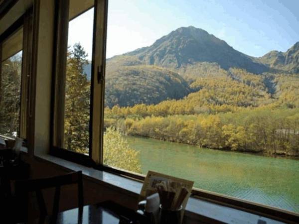 Kamikochi Taishoike Hotel
