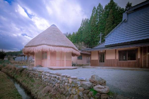 Miyama Futon & Breakfast Thatched Cottages