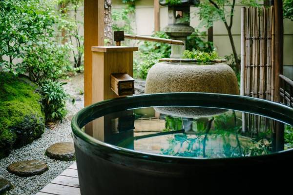 Nazuna Kyoto Nijo-jo