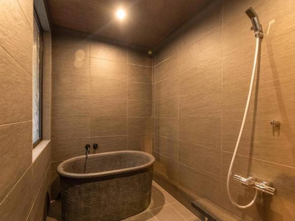 慶有魚·松家(Kyotofish·Matsuya)*经典松树中庭*鸭川畔独栋地暖百年町屋*门前高濑川