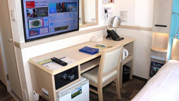 Toyoko Inn Iseshi Eki