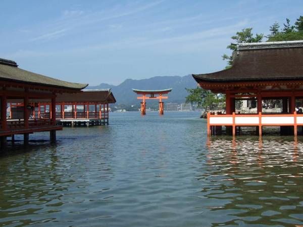 Hiroshima Tokyu REI Hotel