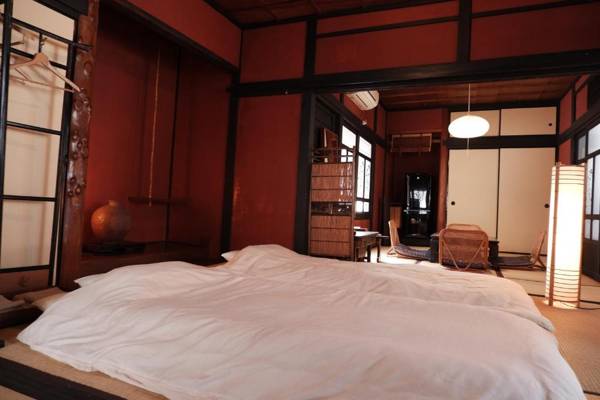 一棟貸ゲストハウス 傾㐂屋 Kabukiya