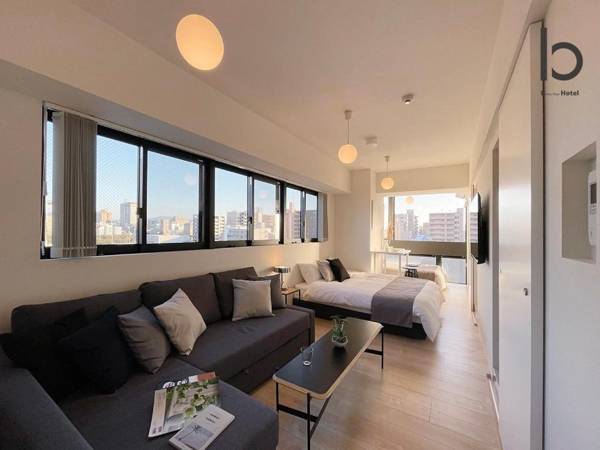 Modern 1 BR Apartment Close to Peace Park For 6 PPL