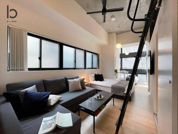 Brand new 1BR Apt for 7 ppl with loft Few Mins Walk To Peace Park