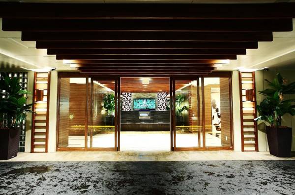 Hotel Vert (Love Hotel)