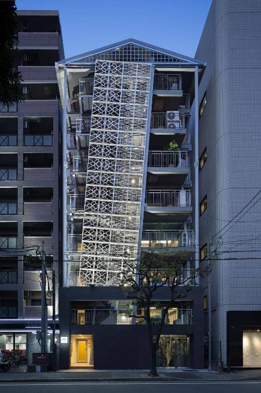 Common de - Hostel & Bar