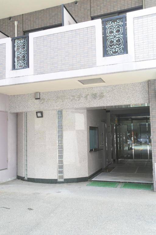 N33 Hakata Sta East