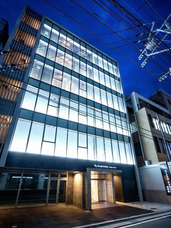 Grand Cabin Tenjin Minami