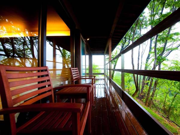 Kusayane No Yado Ryunohige