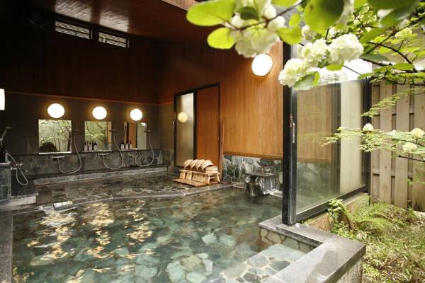 Yufuin Onsen Ryokan Hananomai