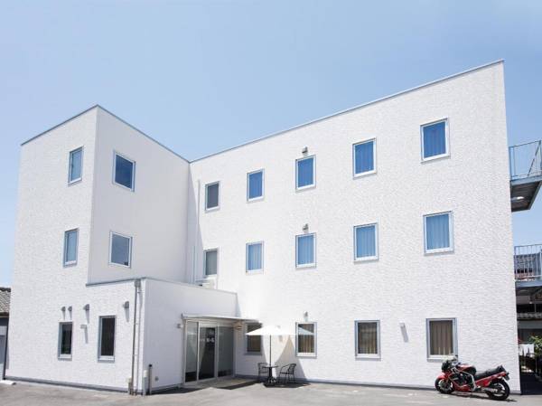 Hotel M & K