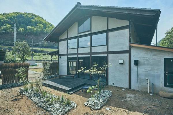 Kominkayado Loof Shikinoie