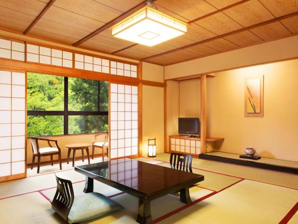 Yamanaka Onsen Kagari Kisshotei