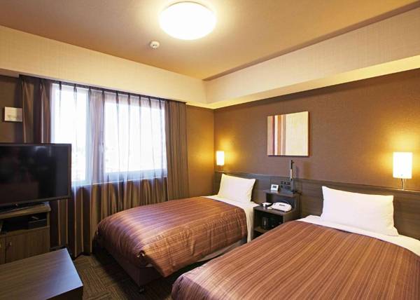 Hotel Route-Inn Sabae -Kokudou 8 Gou-