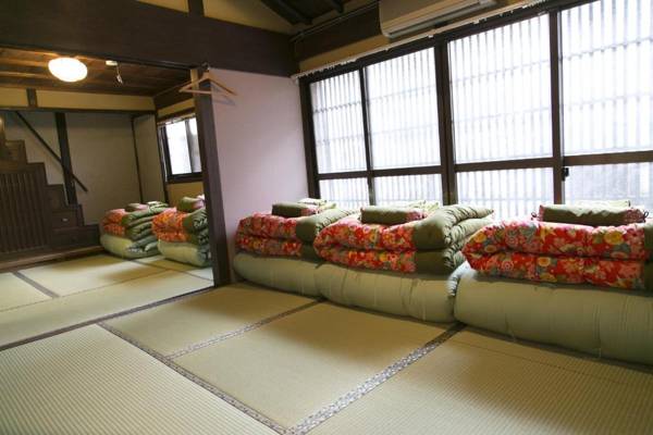 Female-Only Guesthouse Tomari-ya
