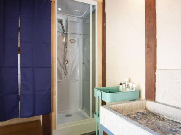 Enjoy a rich time at OND Iroriva HOUSE a modern
