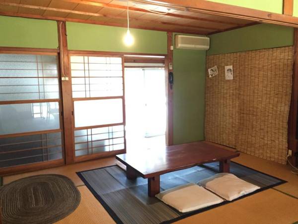 四国旅行のHUB拠点 古民家ゲストハウス heso camp