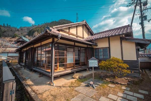 Japan's oldest remaining company housing #19.