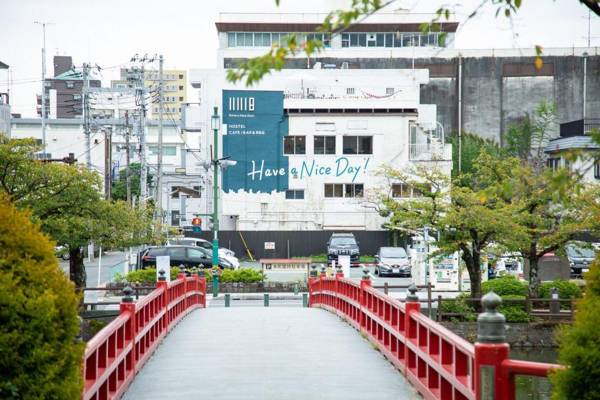 In front of Odawara Castle! Female Dorm #HVNI W2