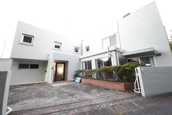 Shirahama White Beach House