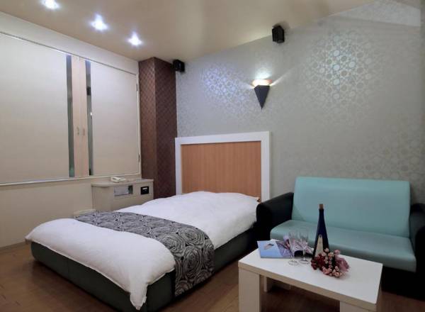 Hotel Mio Plaza (Adult Only)