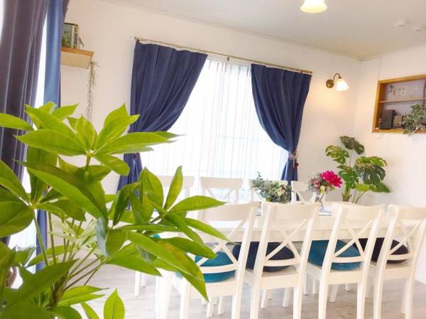 La violeta Terraza Zanpa