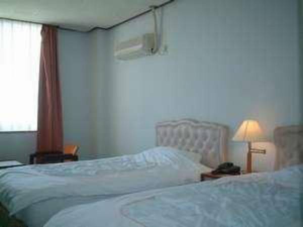 Kanko Business Hotel Heian