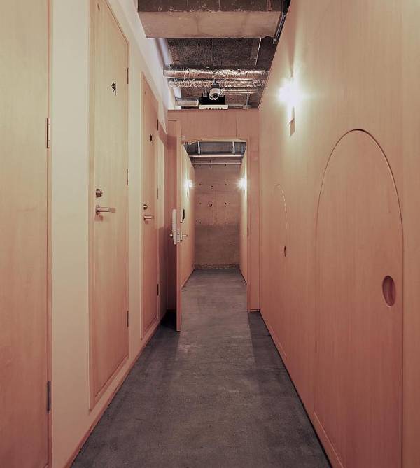 Iwashi Building Hostel