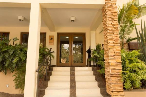 Reata Apartment Hotel