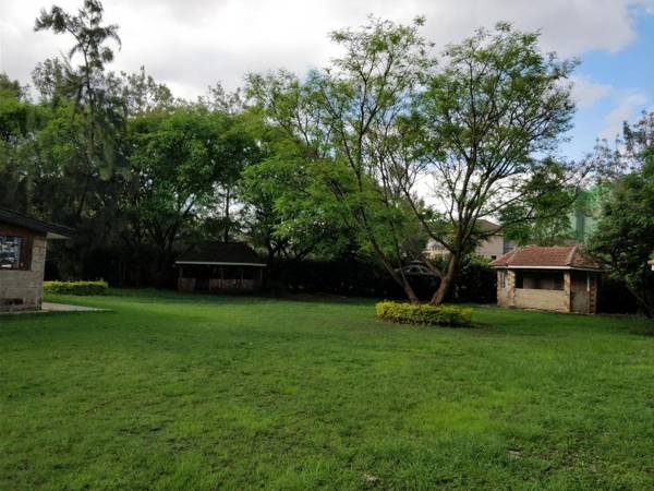 Harry's BnB 1 Bedroom Guesthouse