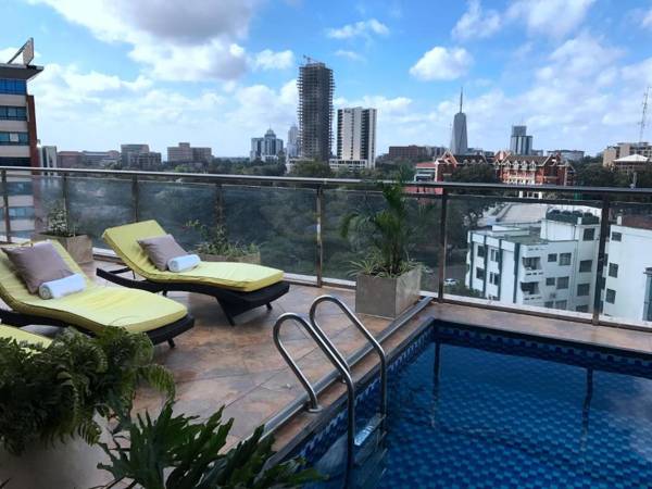 Swiss Lenana Mount Hotel