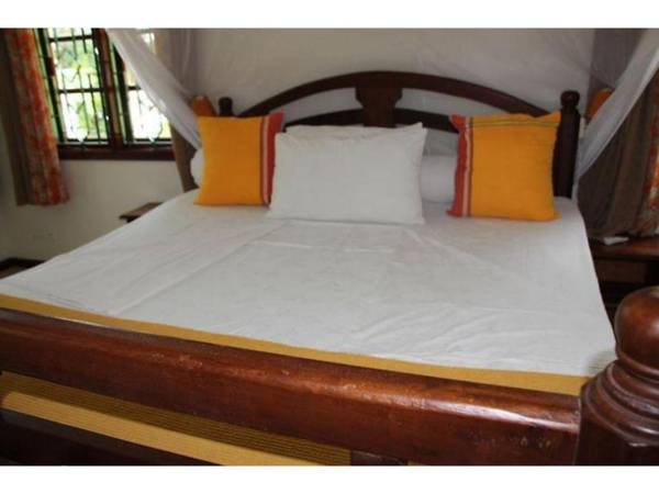 Niro Beach House - Kusyombunguo Hotels Ltd